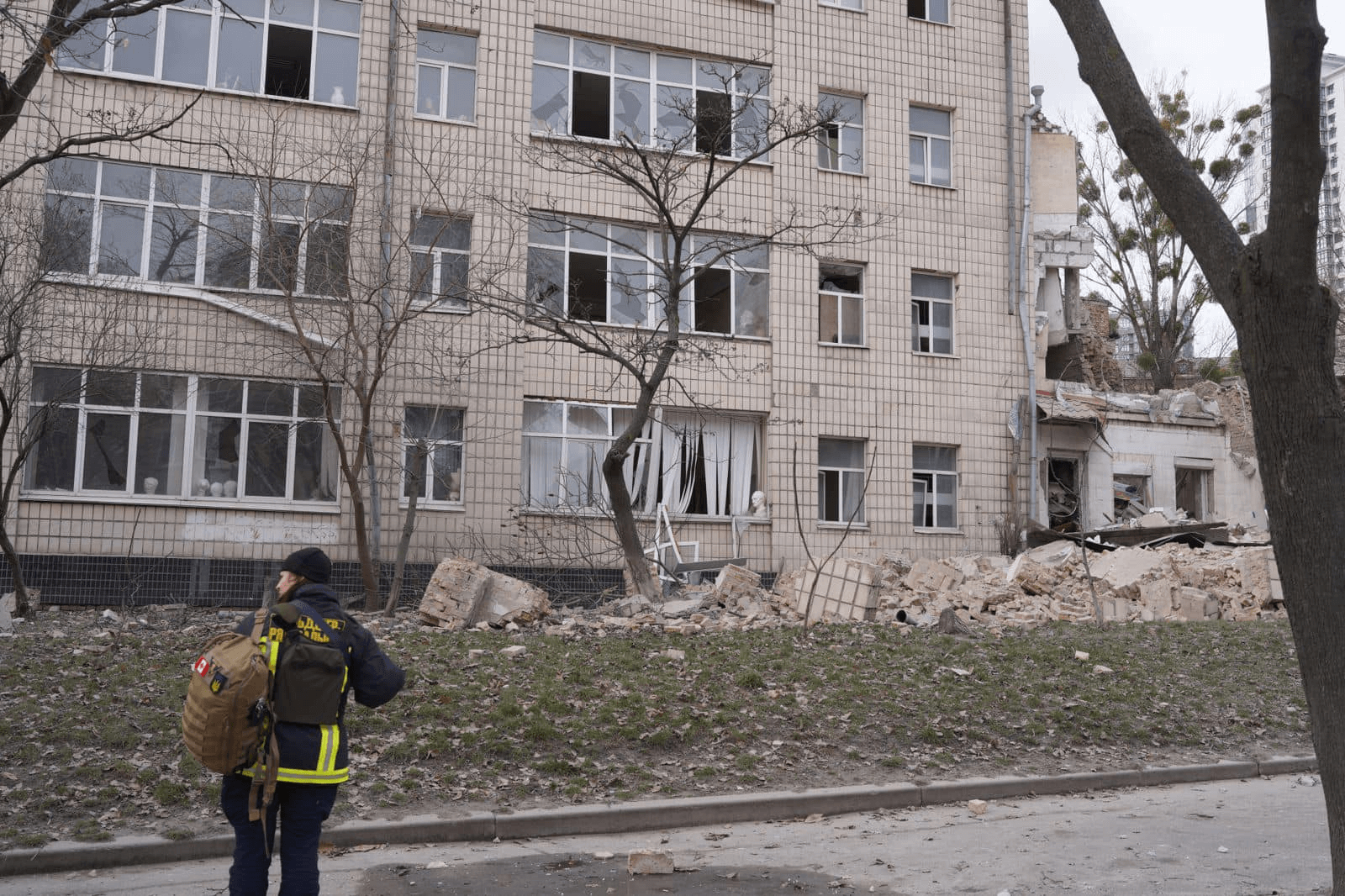 ЮНЕСКО допоможе відбудувати зруйновану будівлю Академії мистецтв