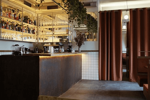 Hum:Hum — простір здорової їжі у самому серці столиці