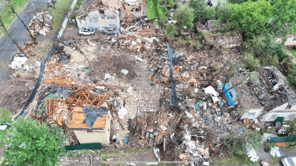 Два тижні після атаки: мешканці Солом’янки чекають на допомогу