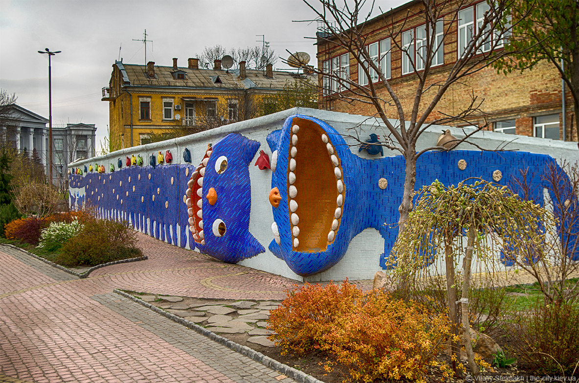 Пейзажна алея — казковий куточок творчості у центрі столиці